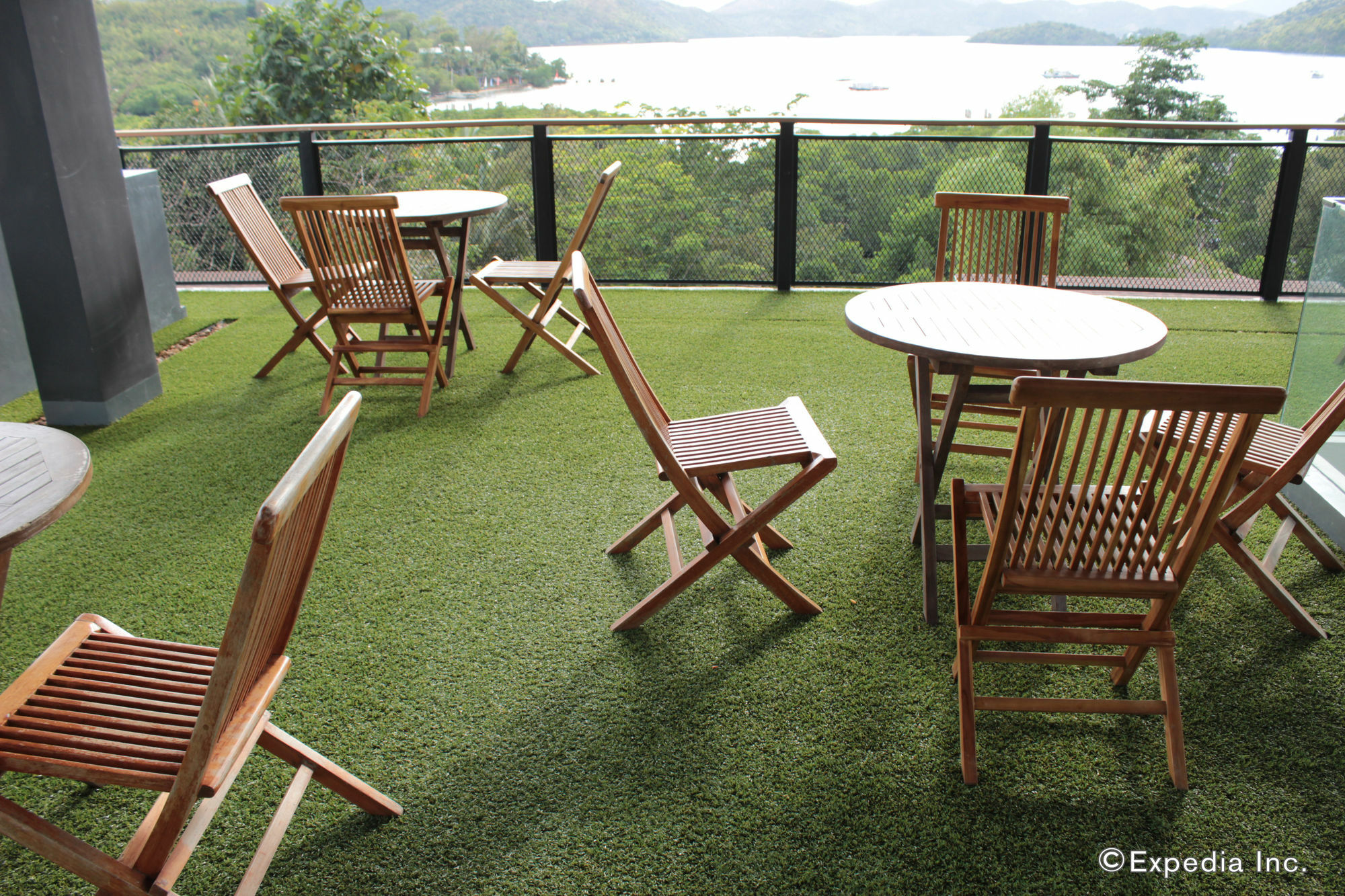 Hotel The Funny Lion - Coron Exteriér fotografie