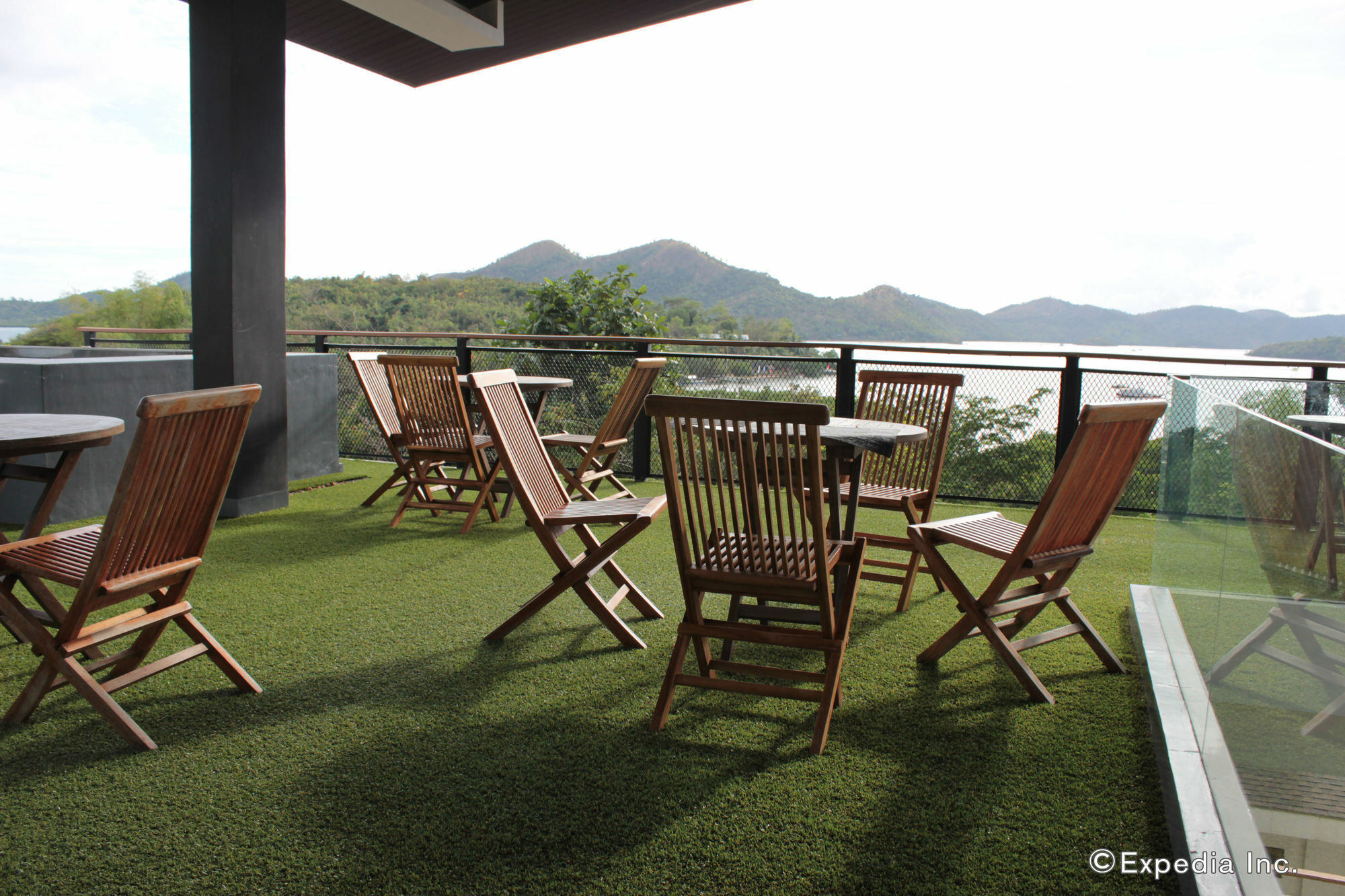 Hotel The Funny Lion - Coron Exteriér fotografie